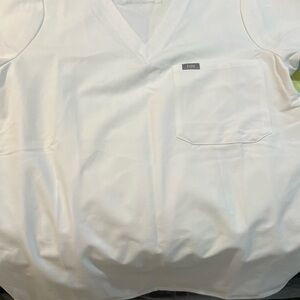 FIGS optic white medium petite Zamora